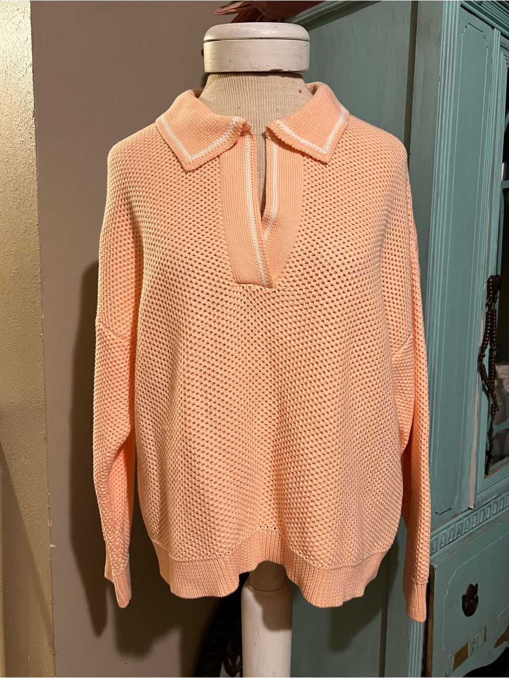 Natural Reflections Size Medium 100% Cotton Peach  Orange Long Sleeve Sweater